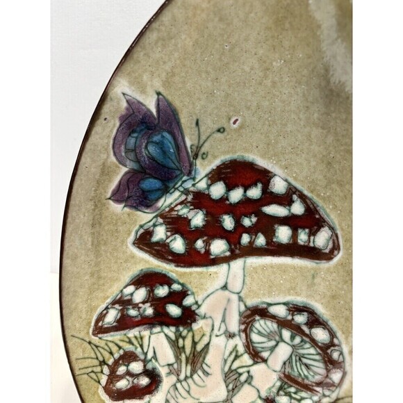 VGT Chelsea Pottery Mushrooms Footed Handmade Bowl England Wall Hanging Glazed - Picture 5 of 10